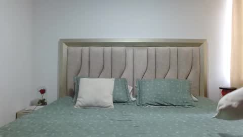 Snapshot of emyiirose chatting on February 2026 09:13:02 PM ig carolinagm 1 online show from February 2026 09:13:02 PM