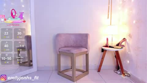 EMYLY  online show from September 2025 10:54:01 PM