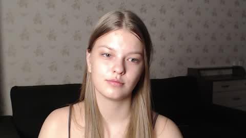 EmySway online show from December 2024 06:50:01 PM