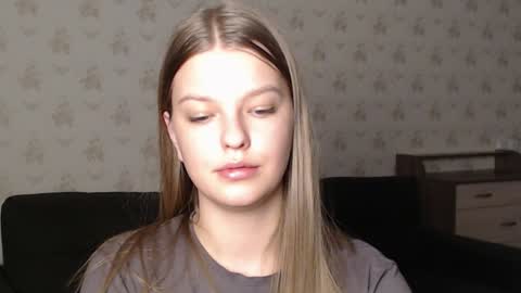 EmySway online show from December 2024 10:52:02 PM