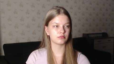 EmySway online show from January 2025 08:07:02 PM