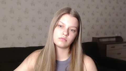 EmySway online show from February 2025 09:05:02 PM