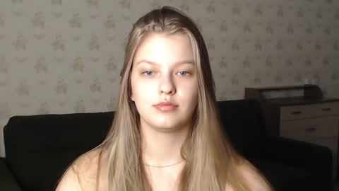 EmySway online show from March 2025 09:50:01 AM