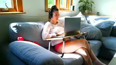 emyxxl online show from June 2026 12:30:01 PM