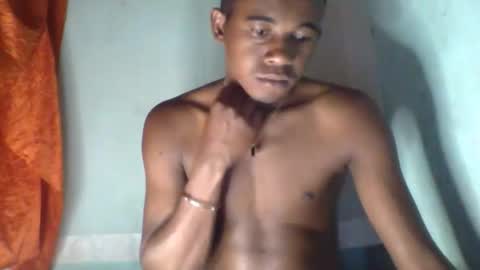 Snapshot of enarson chatting on April 2026 05:05:01 AM enarson online show from April 2026 05:05:01 AM