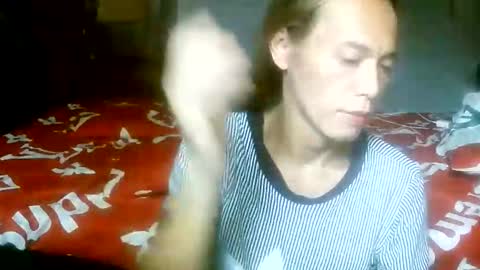 CHUN LY online show from May 2026 01:56:01 AM