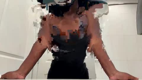 Snapshot of enchantressanon chatting on February 2026 05:27:02 AM Enchantress online show from February 2026 05:27:02 AM