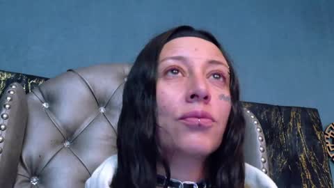 Snapshot of enchantressqueen chatting on April 2026 12:30:02 PM EnchantressQueen online show from April 2026 12:30:02 PM