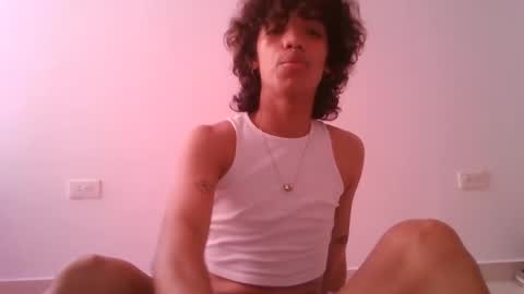 Snapshot of engel20042001 chatting on December 2024 06:15:01 PM engel20042001 online show from December 2024 06:15:01 PM