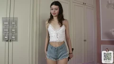 Sofia online show from March 2025 10:32:02 PM