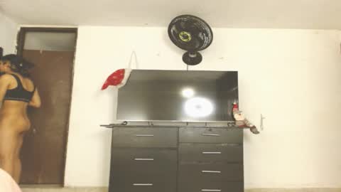 Snapshot of engiel_phoenix chatting on December 2024 10:26:02 PM Engiel phoenix instagram engiel 13 online show from December 2024 10:26:02 PM