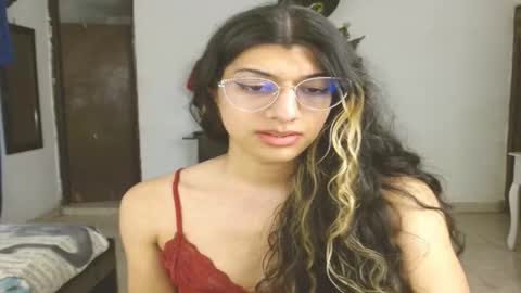 Snapshot of engiel_phoenix chatting on December 2024 03:37:02 PM Engiel phoenix instagram engiel 13 online show from December 2024 03:37:02 PM