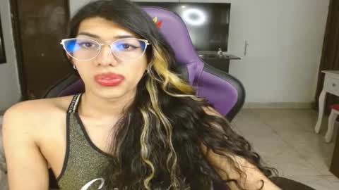 Snapshot of engiel_phoenix chatting on January 2025 12:56:01 PM Engiel phoenix instagram engiel 13 online show from January 2025 12:56:01 PM