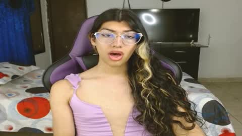 Snapshot of engiel_phoenix chatting on February 2025 02:34:01 PM Engiel phoenix instagram engiel 13 online show from February 2025 02:34:01 PM