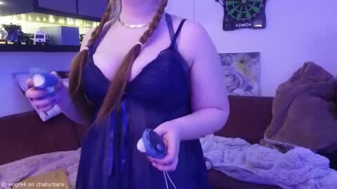 Snapshot of engl94 chatting on February 2026 08:56:02 PM Engl Ailu online show from February 2026 08:56:02 PM