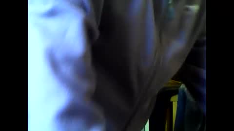 Snapshot of englishguysurrey chatting on December 2024 09:06:02 AM englishguysurrey online show from December 2024 09:06:02 AM