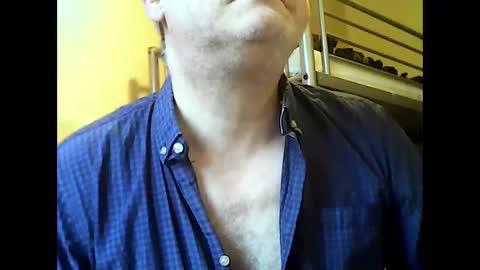 Snapshot of englishguysurrey chatting on December 2024 08:58:02 AM englishguysurrey online show from December 2024 08:58:02 AM