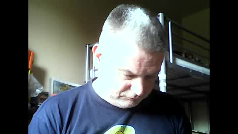 Snapshot of englishguysurrey chatting on September 2025 09:22:02 AM englishguysurrey online show from September 2025 09:22:02 AM