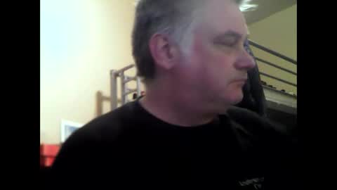 Snapshot of englishguysurrey chatting on October 2025 06:30:01 AM englishguysurrey online show from October 2025 06:30:01 AM