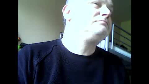 englishguysurrey online show from May 2026 09:14:01 AM