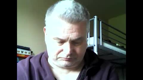 englishguysurrey online show from May 2026 09:15:01 AM