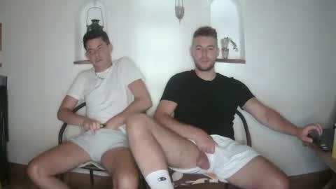 Snapshot of englishladxxx chatting on June 2026 08:36:01 PM Englishladxxx online show from June 2026 08:36:01 PM