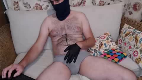 englishshyguyuk online show from November 2025 07:58:02 PM