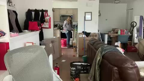 Snapshot of enigma_astute chatting on April 2026 09:01:02 PM enigma_astute online show from April 2026 09:01:02 PM