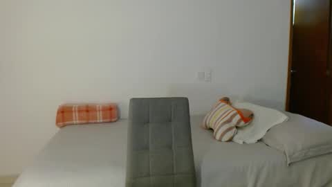 enithsun online show from November 2025 07:25:01 PM