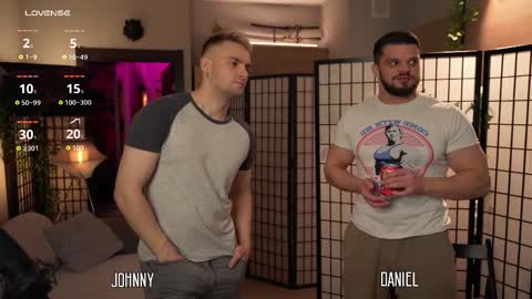 Snapshot of enjohnny chatting on September 2025 05:48:01 PM Johnny online show from September 2025 05:48:01 PM