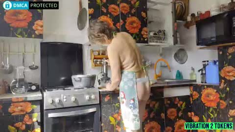 Snapshot of enjoymomentsunshine chatting on July 2026 06:07:02 AM Angel-wife 53 yrs and Eruption- husband 39 yrs online show from July 2026 06:07:02 AM