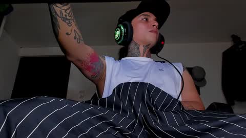 enjoymycock99 online show from December 2024 04:05:01 PM