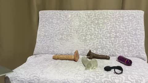 Snapshot of enjoythetrip chatting on February 2025 01:27:02 AM Luke online show from February 2025 01:27:02 AM