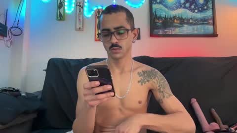 Snapshot of enjoythetrip chatting on September 2025 10:04:02 AM Luke online show from September 2025 10:04:02 AM