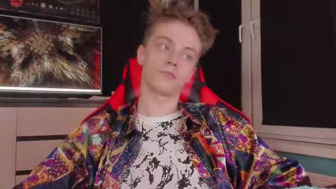 Enker online show from December 2025 03:44:01 AM