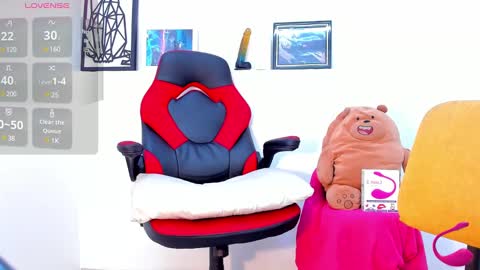 Snapshot of enrique_villa23 chatting on January 2025 05:33:01 PM enrique online show from January 2025 05:33:01 PM