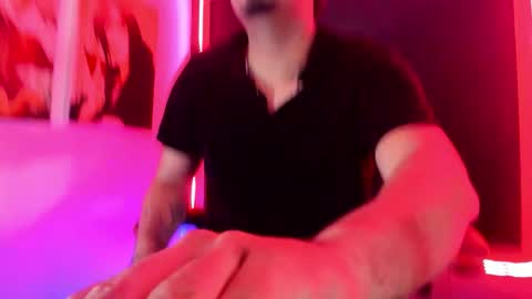 Snapshot of enrique_villa23 chatting on September 2025 12:08:02 PM enrique online show from September 2025 12:08:02 PM