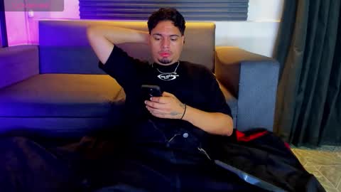 Snapshot of enrique_villa23 chatting on September 2025 11:58:01 AM enrique online show from September 2025 11:58:01 AM