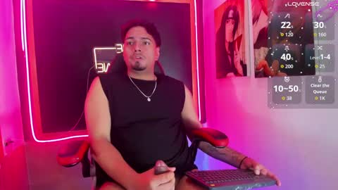 Snapshot of enrique_villa23 chatting on September 2025 01:26:02 PM enrique online show from September 2025 01:26:02 PM