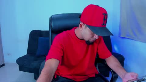 enyel_100 online show from June 2026 08:05:02 AM