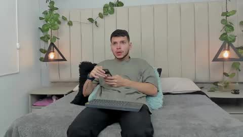 ENZO online show from November 2025 02:52:02 PM