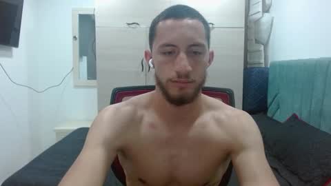 enzo_savage online show from November 2025 06:06:02 PM