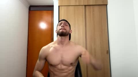 Snapshot of enzo_savage chatting on May 2026 08:16:02 PM enzo_savage online show from May 2026 08:16:02 PM