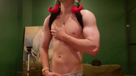 enzo_steel online show from December 2025 05:58:02 AM