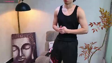 enzo_steel online show from June 2026 11:19:02 AM