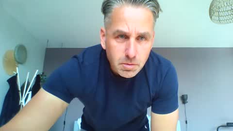 Snapshot of enzoenzo7 chatting on September 2025 10:20:01 AM Enzos Massive Cock online show from September 2025 10:20:01 AM