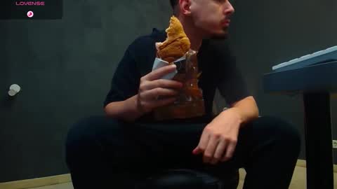 EnzoRace online show from September 2025 04:44:01 AM