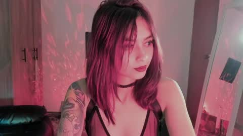 Snapshot of ephemeral_hot chatting on April 2026 01:01:01 AM Leyla online show from April 2026 01:01:01 AM