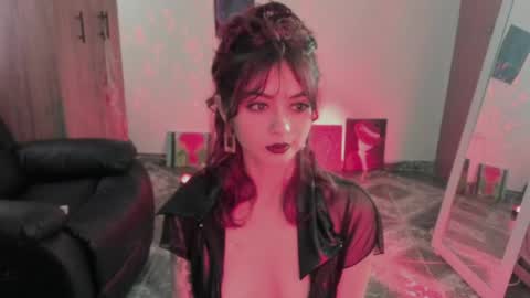 Snapshot of ephemeral_hot chatting on April 2026 10:03:01 PM Leyla online show from April 2026 10:03:01 PM