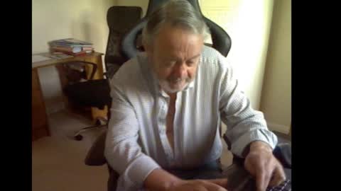 erasmus_d online show from October 2025 04:59:01 PM